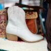 DALLAS WHITE BOOTIE